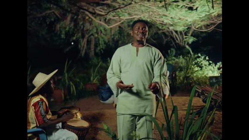 Video: Victor Thompson – Carry me like Baby